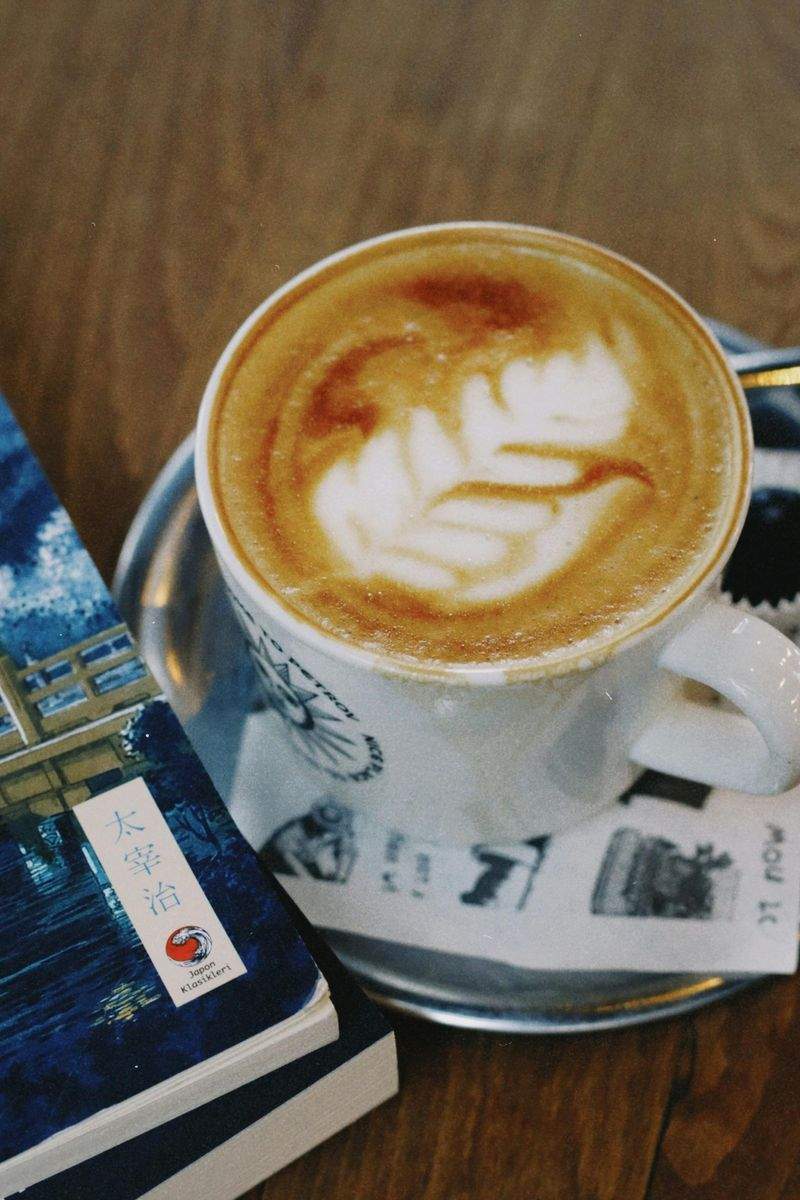 Buchcafé Seitenklang 10
